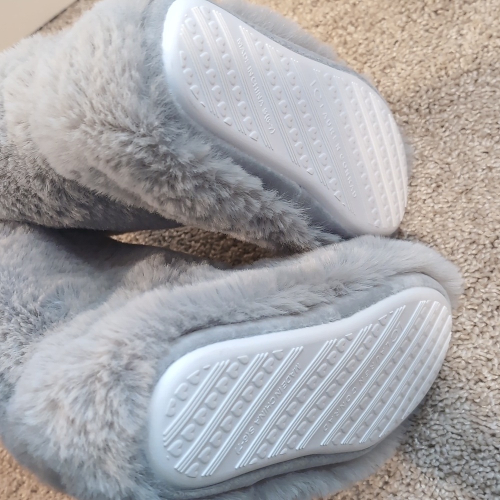 Lauren Conrad Cozy Plush Faux-Fur Bootie Slippers - Light Gray - Picture 4 of 5